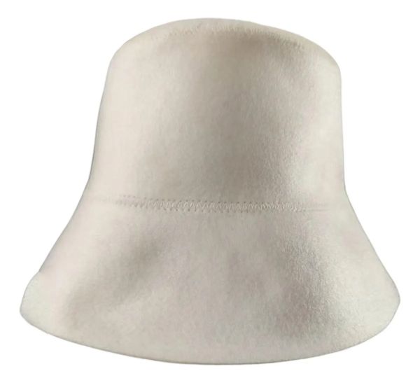 Saunahut aus Wollfilz, Filzbadehut Saunamütze weiss